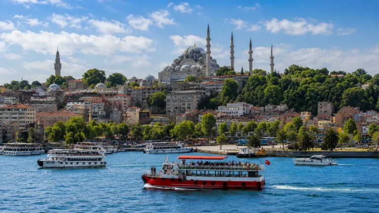 Is Marijuana Legal in Turkey? Cannabis Laws for Tourists
